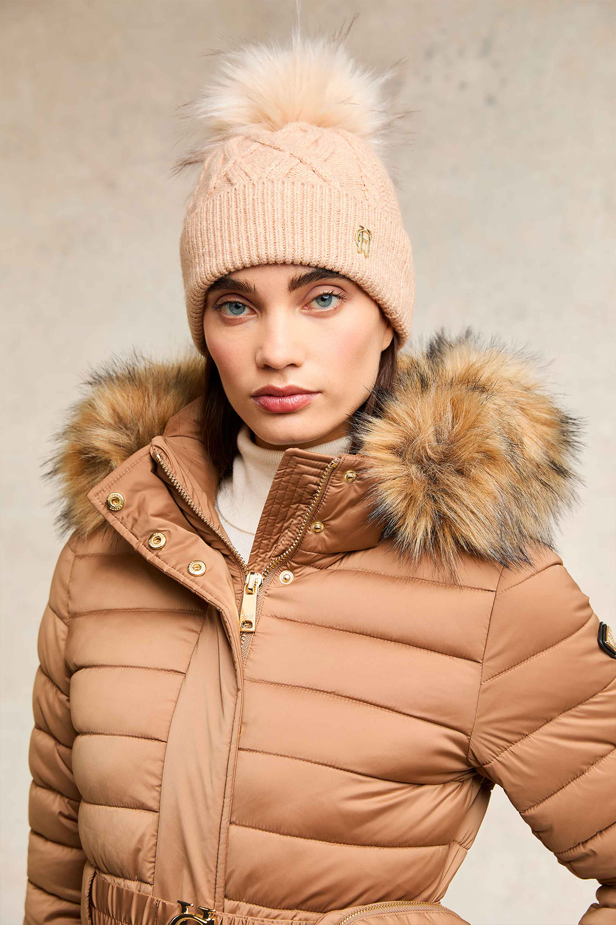 Cortina Bobble Hat Camel Champagne