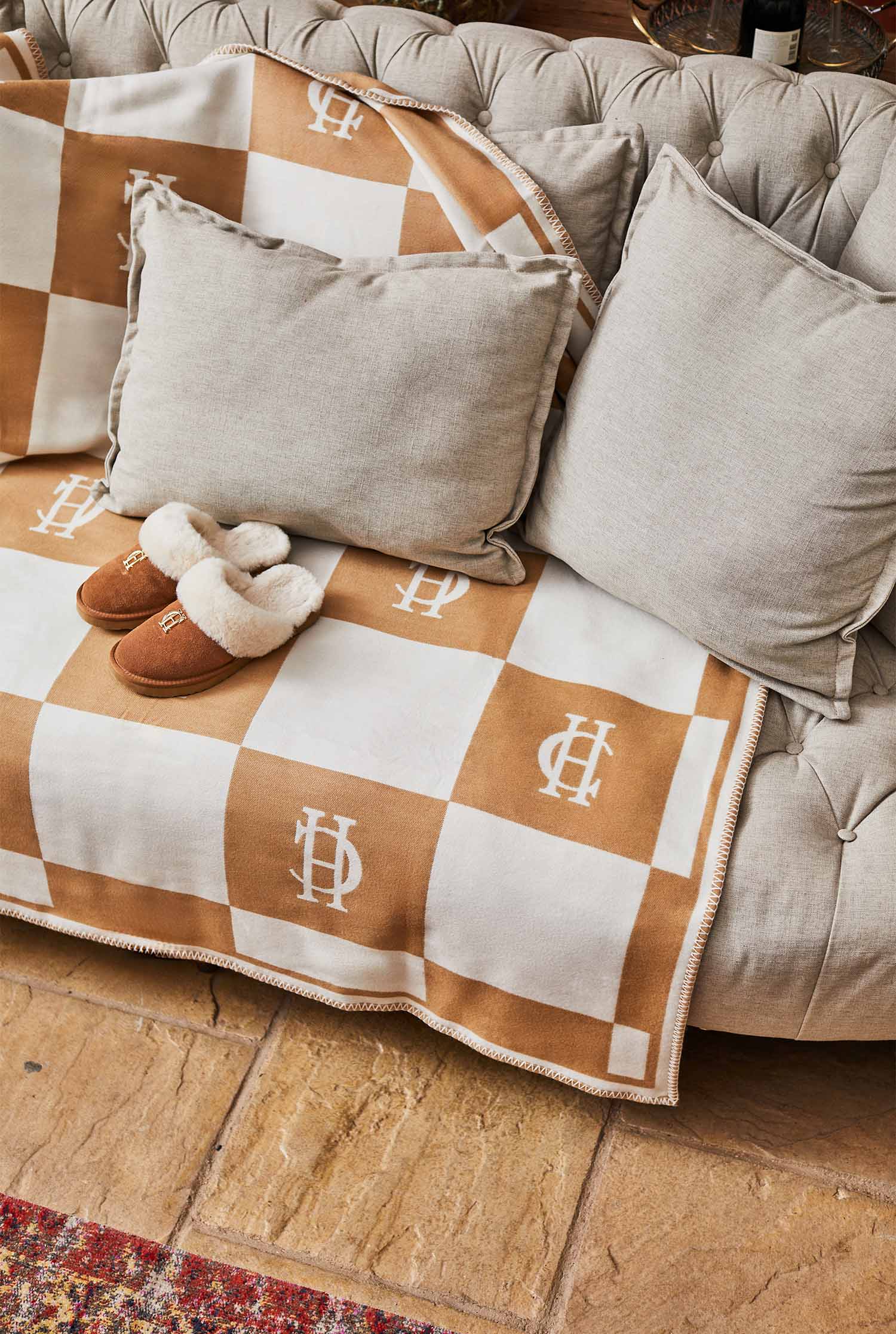 Shop The Luxury Blanket