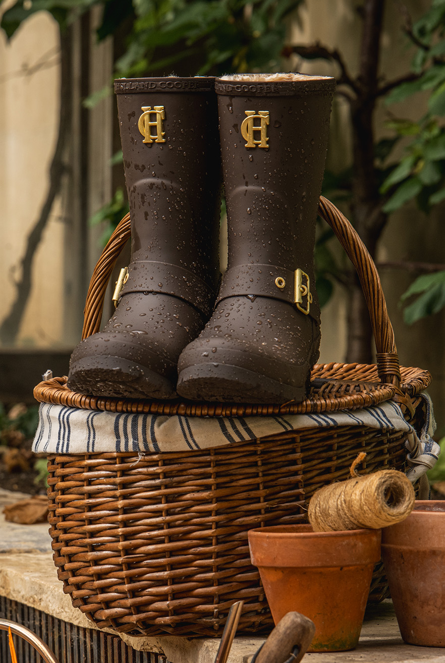 Sherpa Lined Chelsea Wellington (Chocolate Matte Gold)