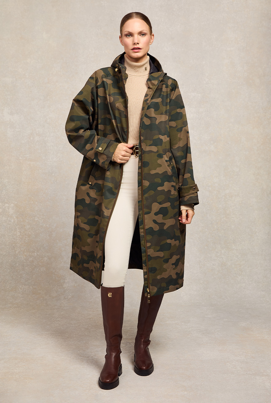 One-Size Lightweight Waterproof Coat (Camo)