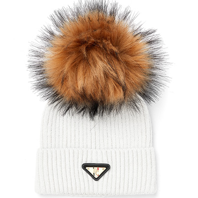 Burghley Bobble Hat (Cream)