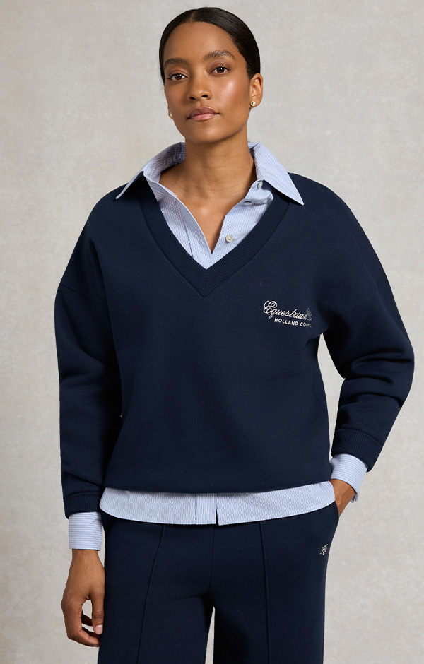 Relaxed Fit V-Neck Sweat (Ink Navy Ecru)