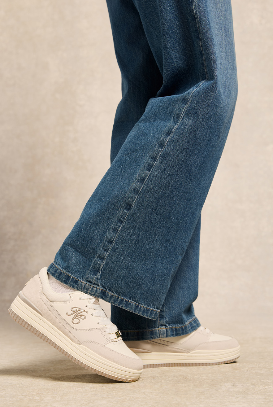 Retro Trainer (Off White)