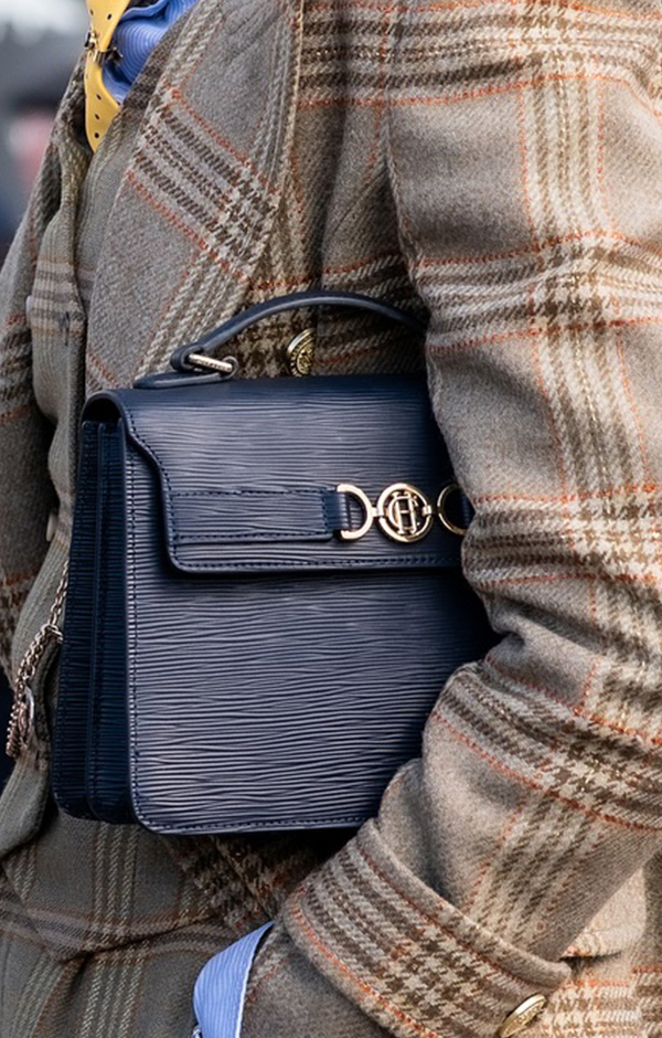 Cambridge Bag (Textured Navy)
