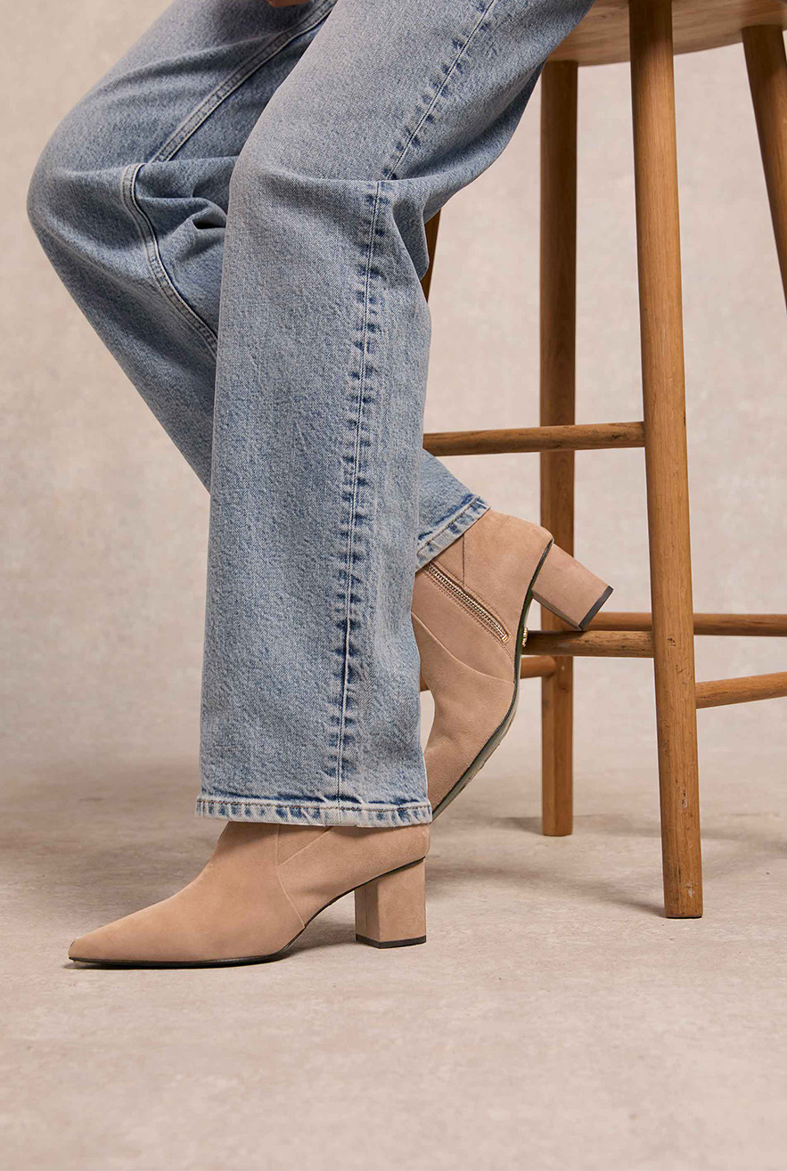 Regency Mid Heel Boot (Taupe Suede)