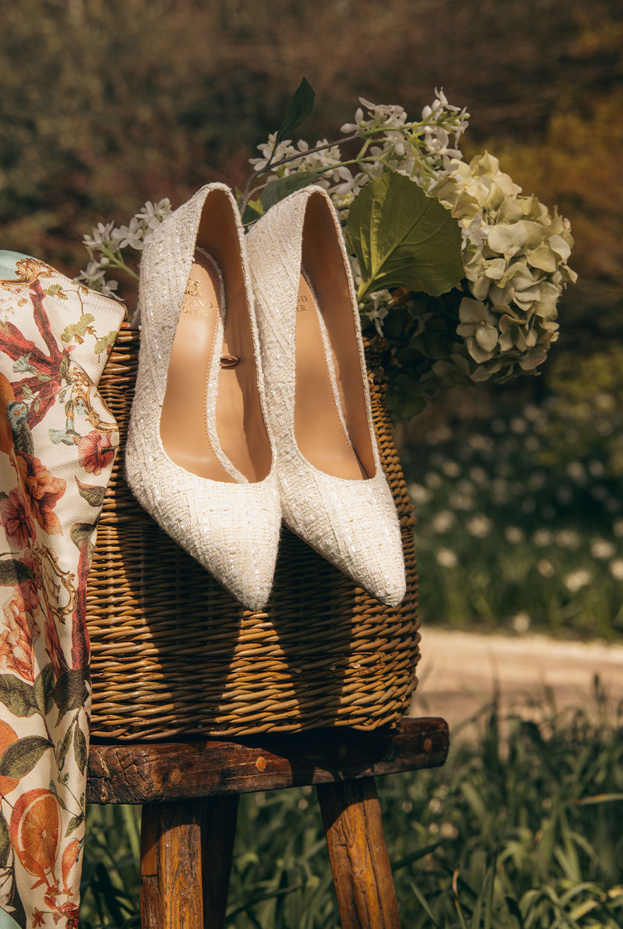 Mayfair Court Shoe (Cream Boucle)