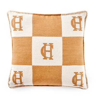 Luxury Cushion (Camel Cream)