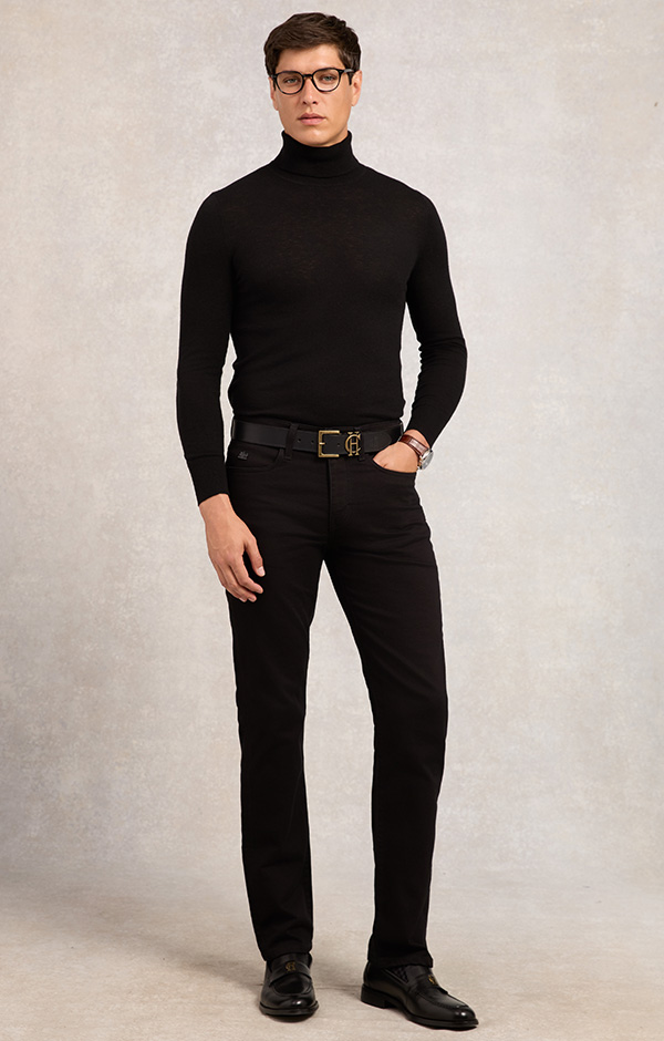 Classic Straight Jean (Black)