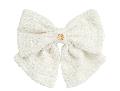Heritage Bow (Cream Boucle)