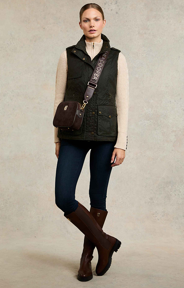 Alma Wax Gilet (Dark Olive)
