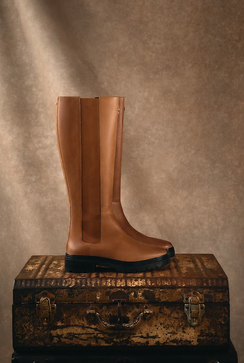 Astoria Knee Boot (Vintage Tan Leather)