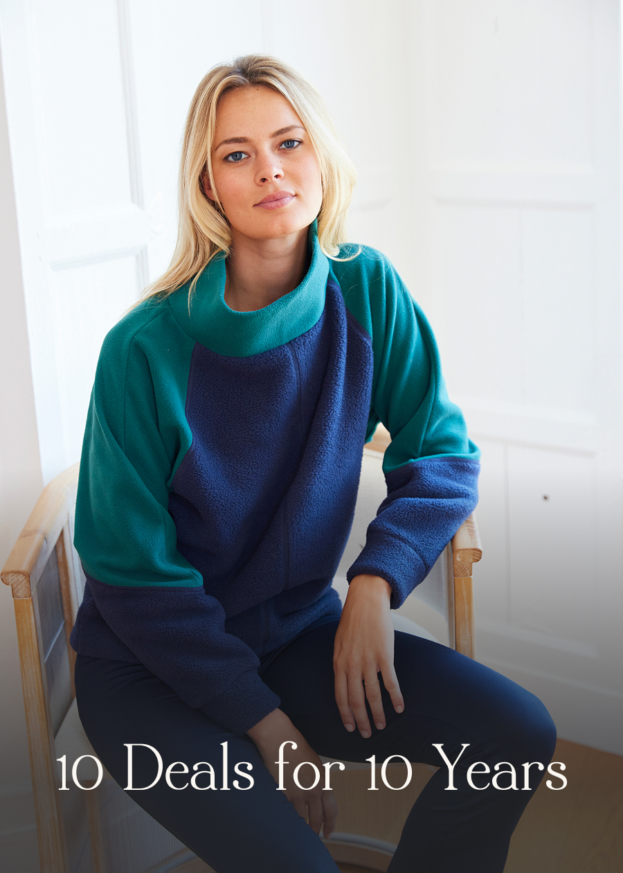 Day 5: At-Home Cozy You know the ones—those pieces that beckon when the day is done. Reach for these downtime Dudleys to get that cozy-at-home feeling without sacrificing your style.  25% off with code 10FOR10  Shop Cozy-Chic