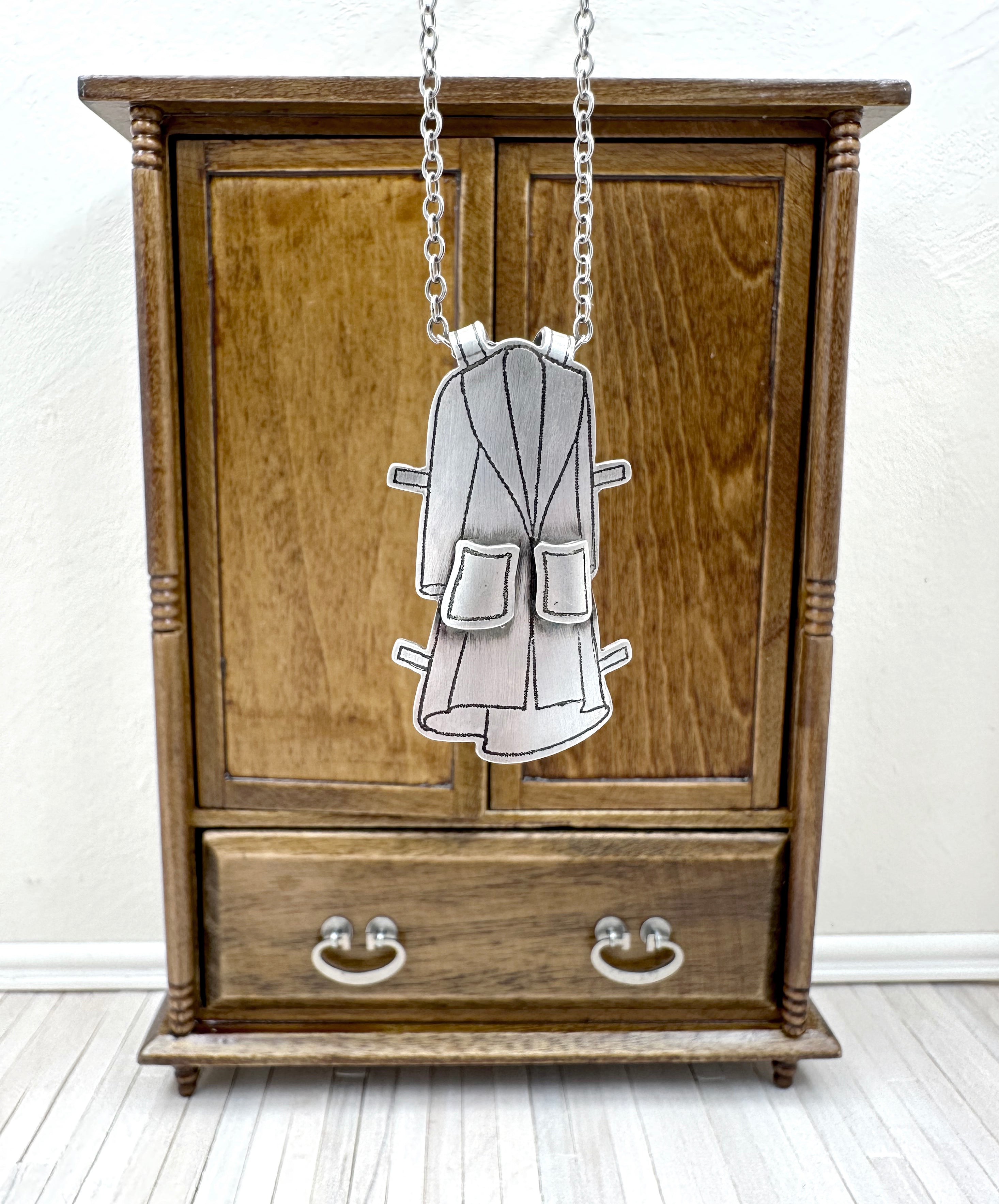 Silver swing coat with pockets