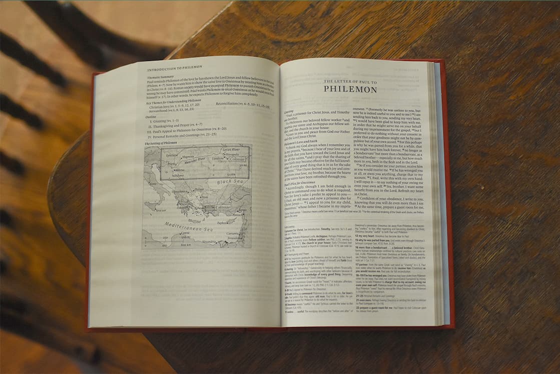 The ESV Concise Study Bible was created to help readers explore the essential meaning of the Bible. Inspired by the best-selling ESV Study Bible, this robust Bible offers fresh content for new believers and seasoned saints alike, explaining difficult phrases, defining key terms, identifying important people and places, and highlighting links between biblical passages.