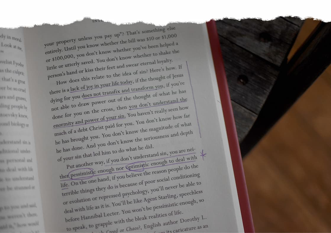 During his tenure as founding pastor of Redeemer Presbyterian Church in New York City, Timothy Keller explained on a weekly basis how the Bible provides the most comprehensive and sophisticated response to the fundamental questions of life. In What Is Wrong with the World?, based on a series of teachings given at Redeemer, Keller answers the title's pressing question by revealing that the only thing that can account for the world's pain and chaos is what the Bible calls sin. This clear-eyed and ultimately hopeful book reveals how sin is not simply a "bad" thing we do but something much more subtle and complex, affecting our relationships, our thinking, and every aspect of our existence. And only when we recognize sin for what it is can we find the profound, life-transforming answer our souls long for.