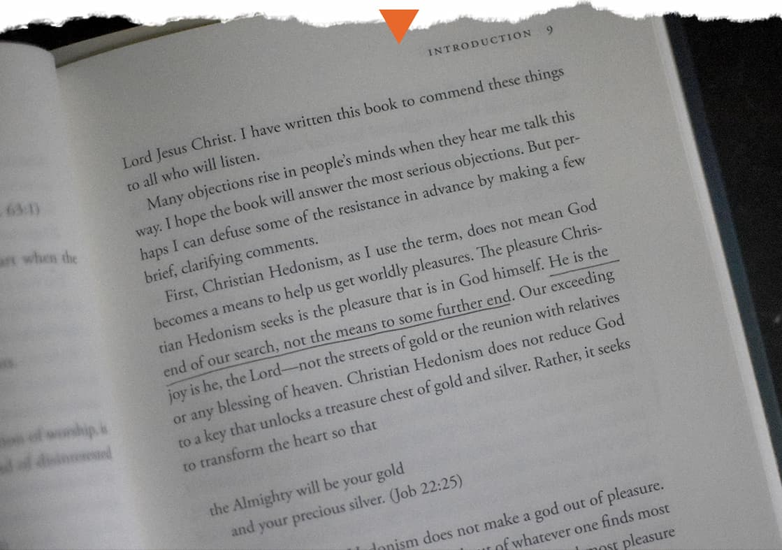 John Piper Explores the Ultimate Source and Object of Pleasure, Satisfaction, and Lasting Joy "God is most glorified in us when we are most satisfied in him." This simple but powerful statement has been a cornerstone of John Piper's ministry for nearly 40 years. Laying out the principles behind this "Christian Hedonism" Desiring God has proved to be a source of rich theological insight for countless readers through the years, guiding them to the fullness of joy found in Christ. In this foundational work, John Piper addresses profound questions about the purpose of life and the human pursuit of pleasure. Drawing wisdom from Scripture and insights from church history, Piper challenges the belief that believers must sacrifice joy in order to please God. Instead, finding delight in God does not diminish his glory; rather, it magnifies it and fulfills the deepest desires of our souls.
