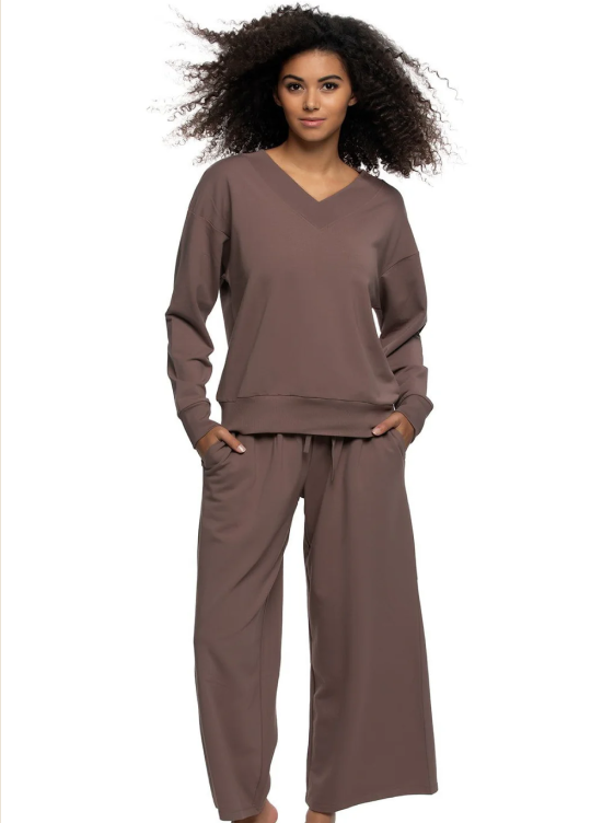 Kimora V-Neck Sweatshirt & Wide Leg Pant