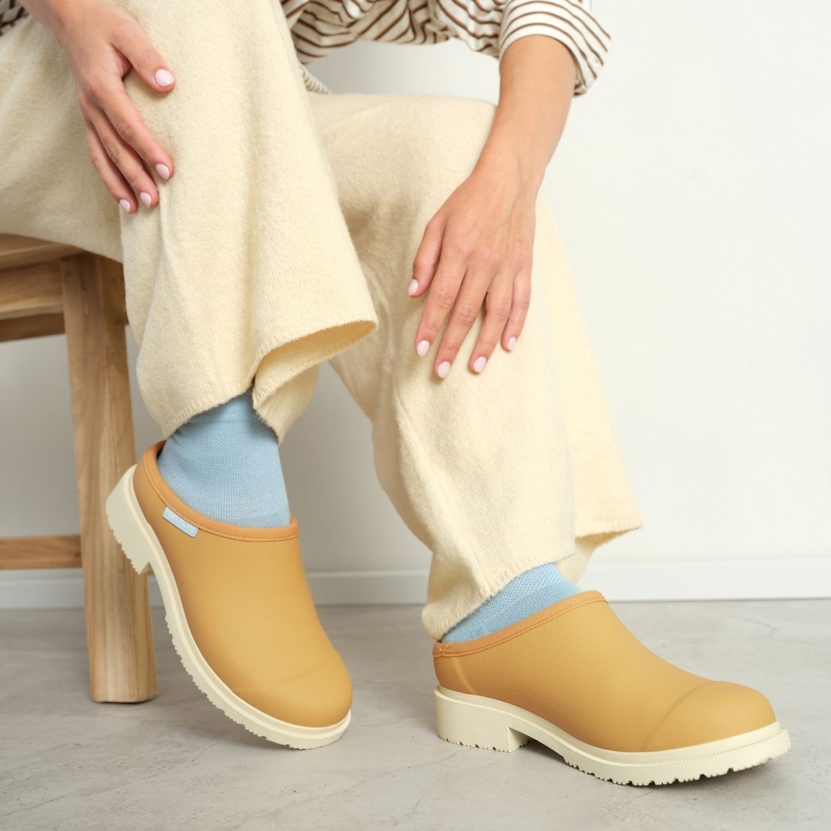 Buttermilk Billie Clog
