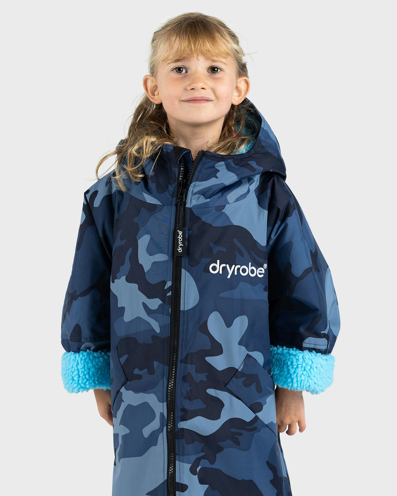 Kids dryrobe® Advance in Blue Camo Blue