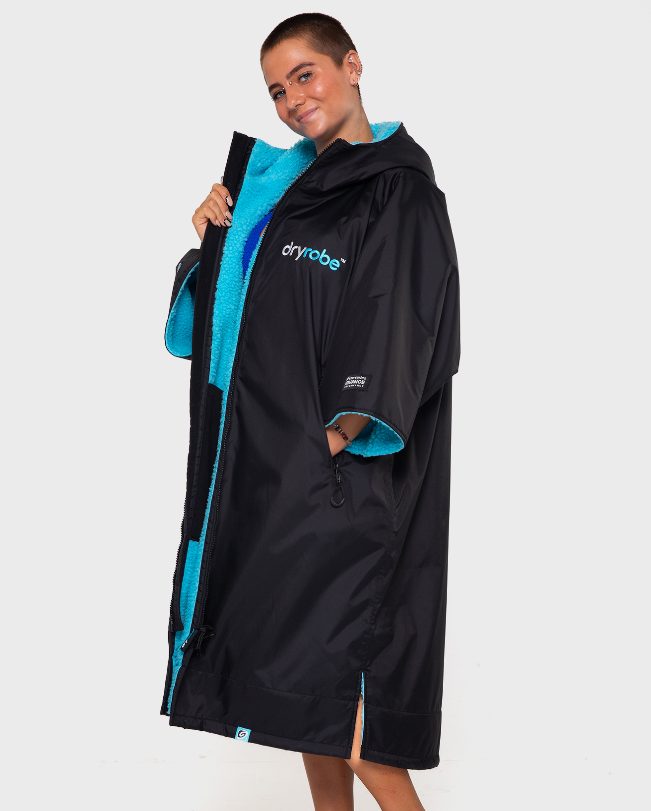Dryrobe® Advance Short Sleeve in Black Blue