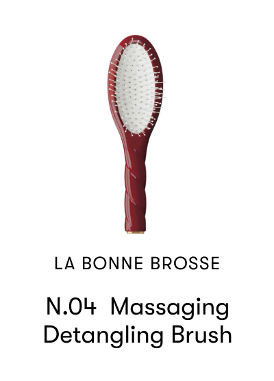 N.04 Detangling Brush