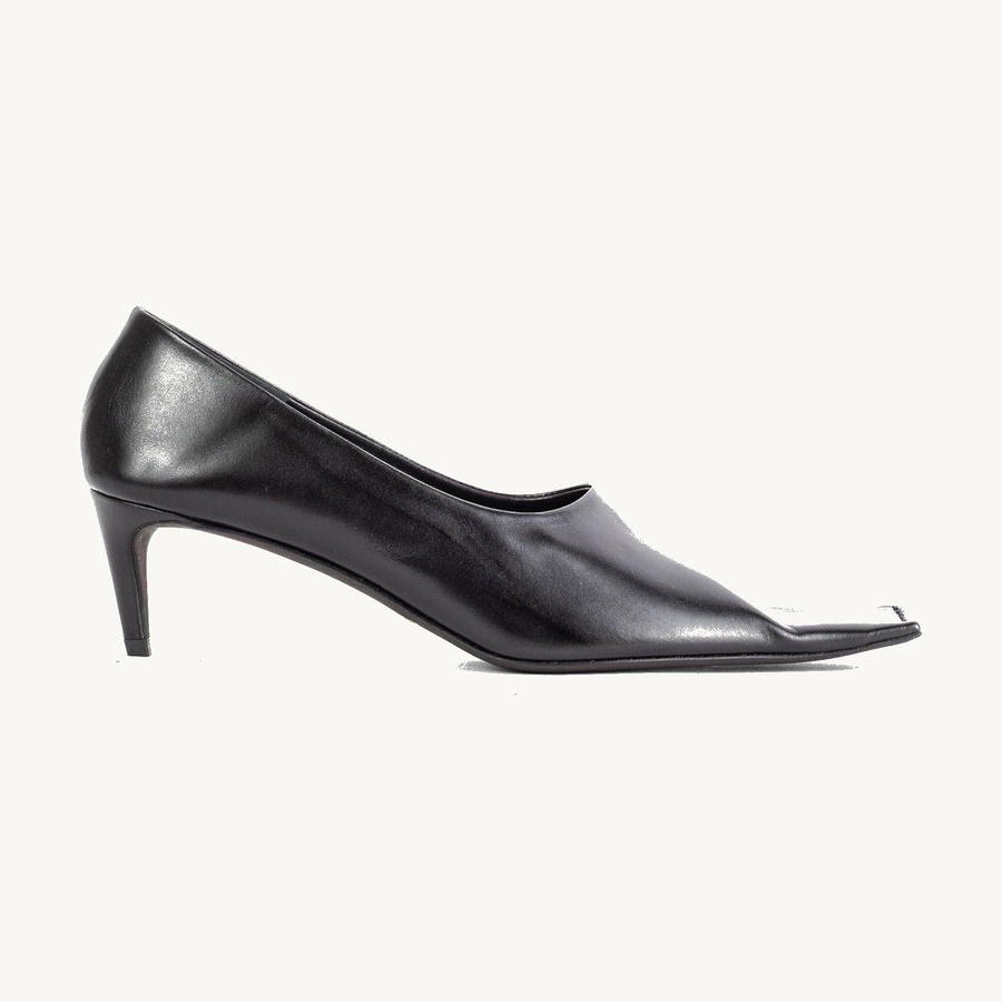 Khaite — Khaite Marlene Pump — Black