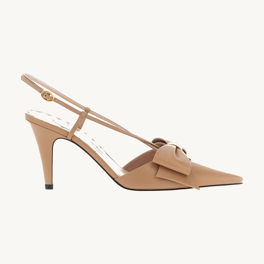 Valentino Garavani — Valentino Garavani Pump — Beige