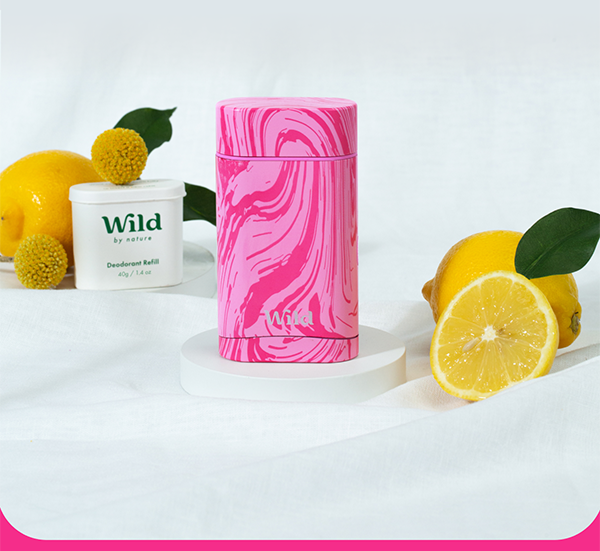 Image of the retro swirl case with the Lemon & Honeysuckle scent in the background