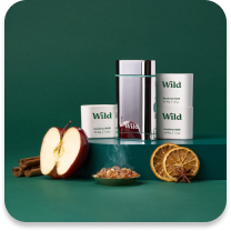 Mirror case + festive scents trio pack