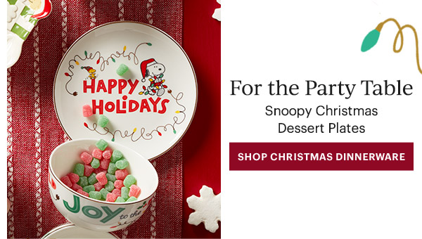 For the Party Table  Snoopy Christmas Dessert Plates  [SHOP CHRISTMAS DINNERWARE]