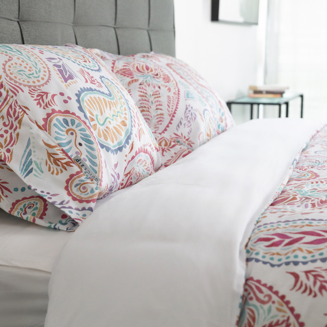 Joyful paisley duvet covers and pillow cases