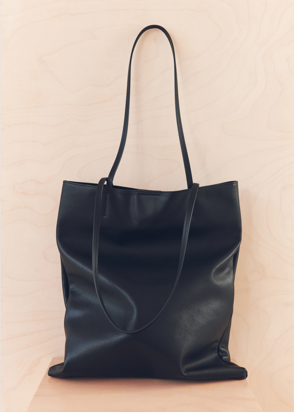 Callen Leather Shoulder Bag | Assembly Label