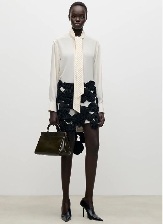 Applique Skirt In Black