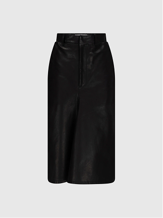 Kick Detail Leather Skirt In Black
