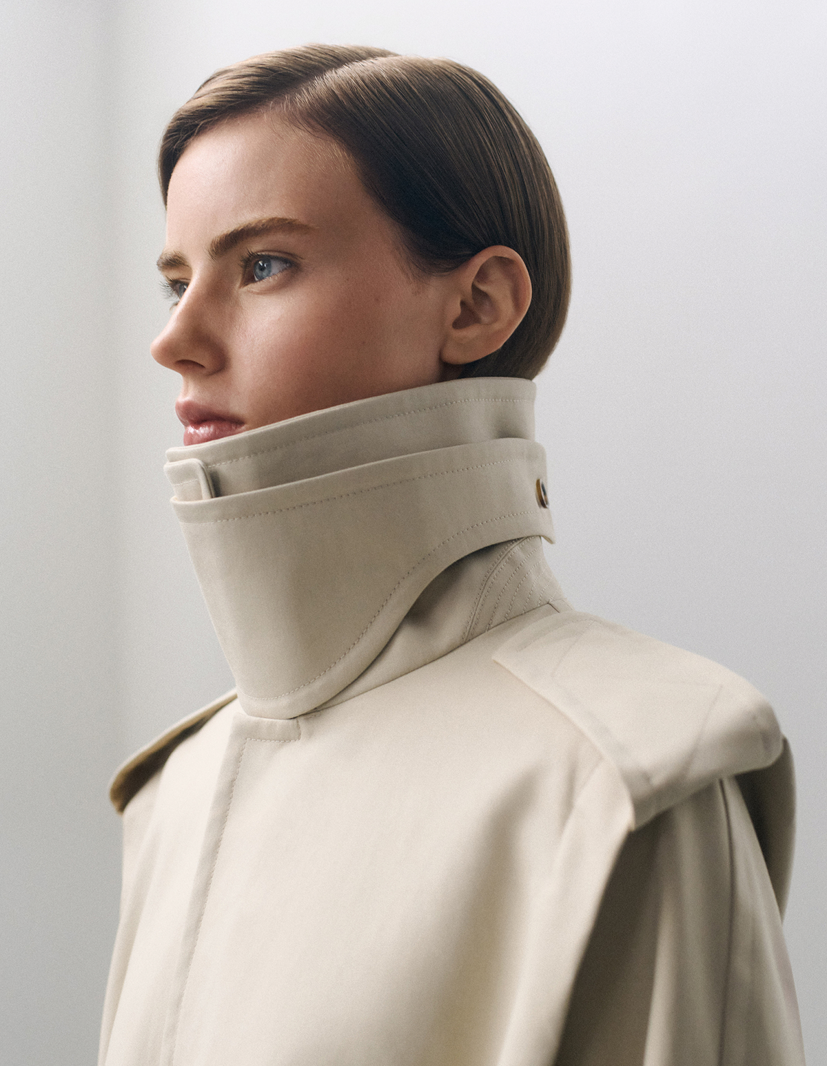 Philippa Trench Coat In Beige