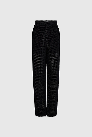 Relaxed Curved Leg Trouser In Black