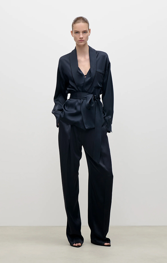 Alba Blouse In Dark Navy