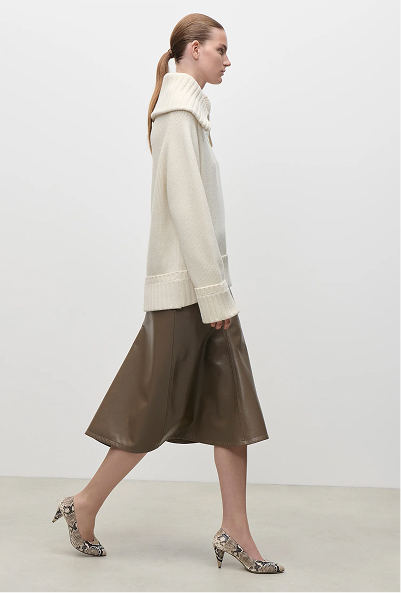 Wide Collar Jumper In Ivory