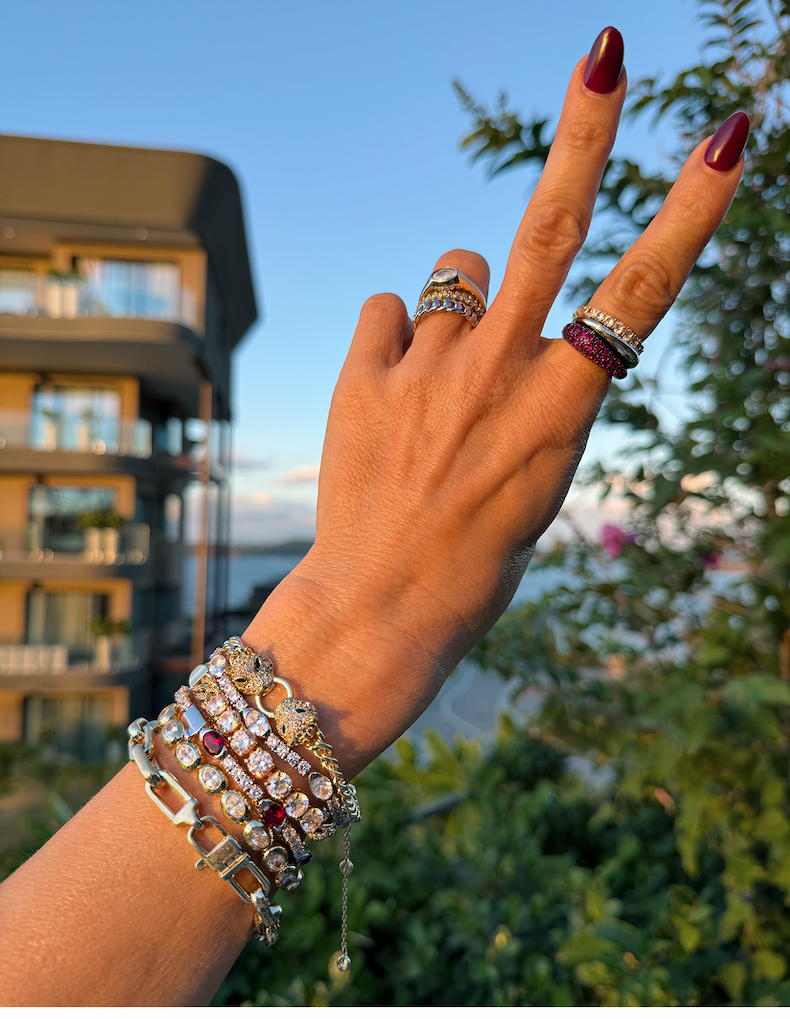 Easy combinations. Effortless styling.