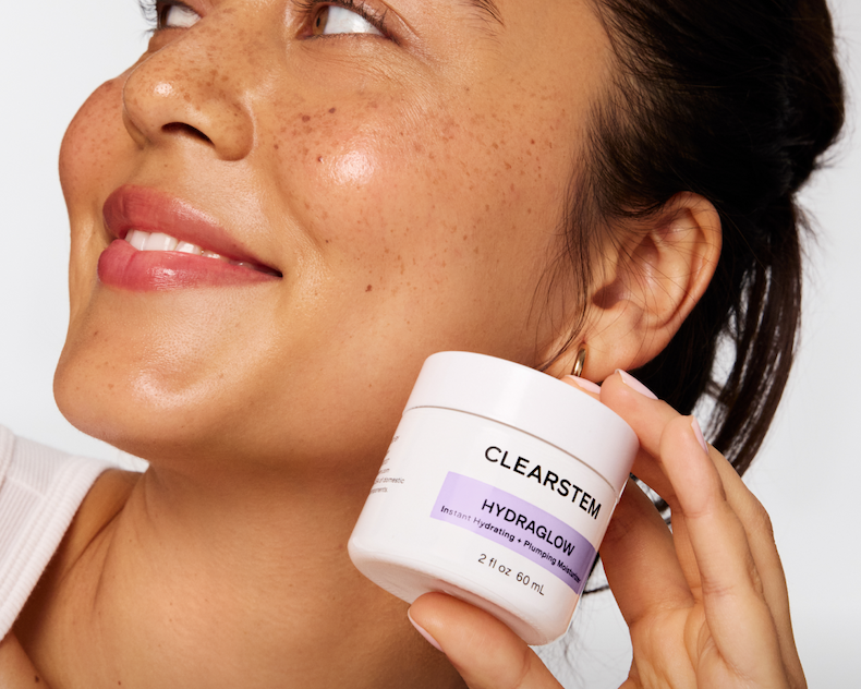 Model with HYDRAGLOW