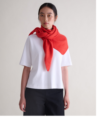 Boxy T-Shirt in White with Cashmere Bandana