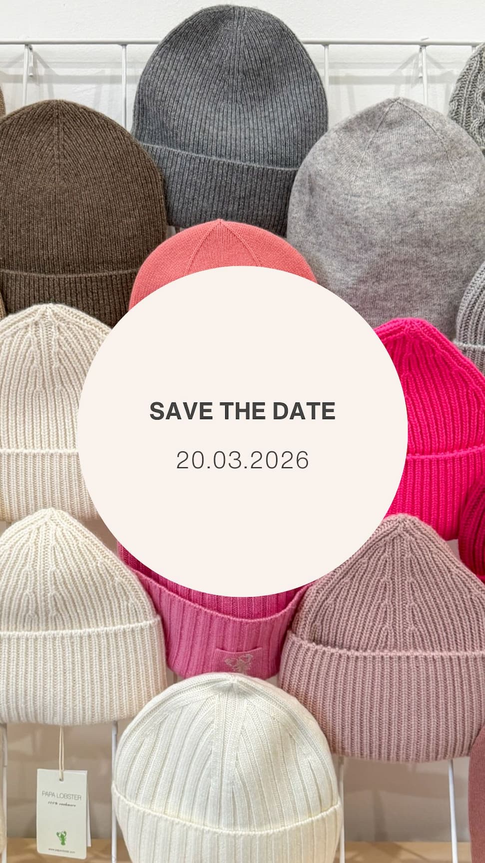 Mützen auf Präsentationsständer Mützen auf Präsentationsständer