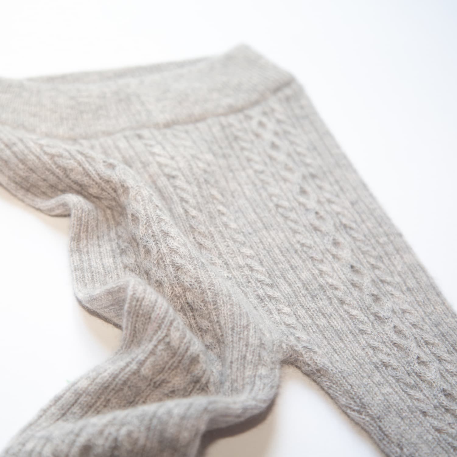 Ausschnitt Zopfstrickhose FRITZI