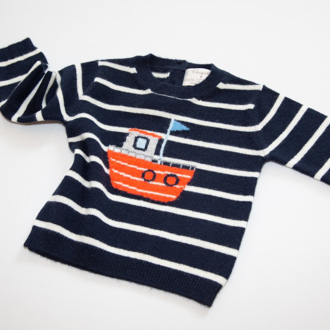 Gestreifter Pullover mit Boot-Intarsie
