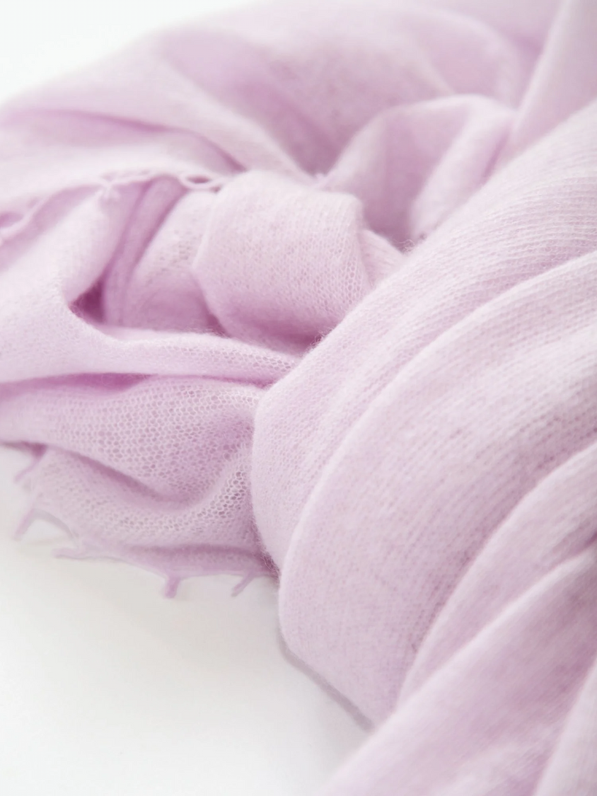 Ausschnitt Detail Tuch Camille in Mauve