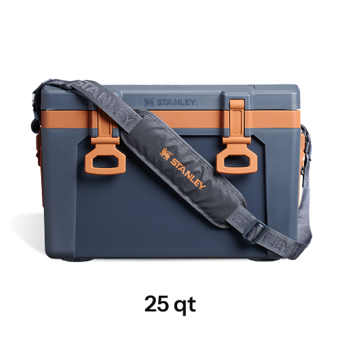 25qt Easy Carry Outdoor Cooler + Strap