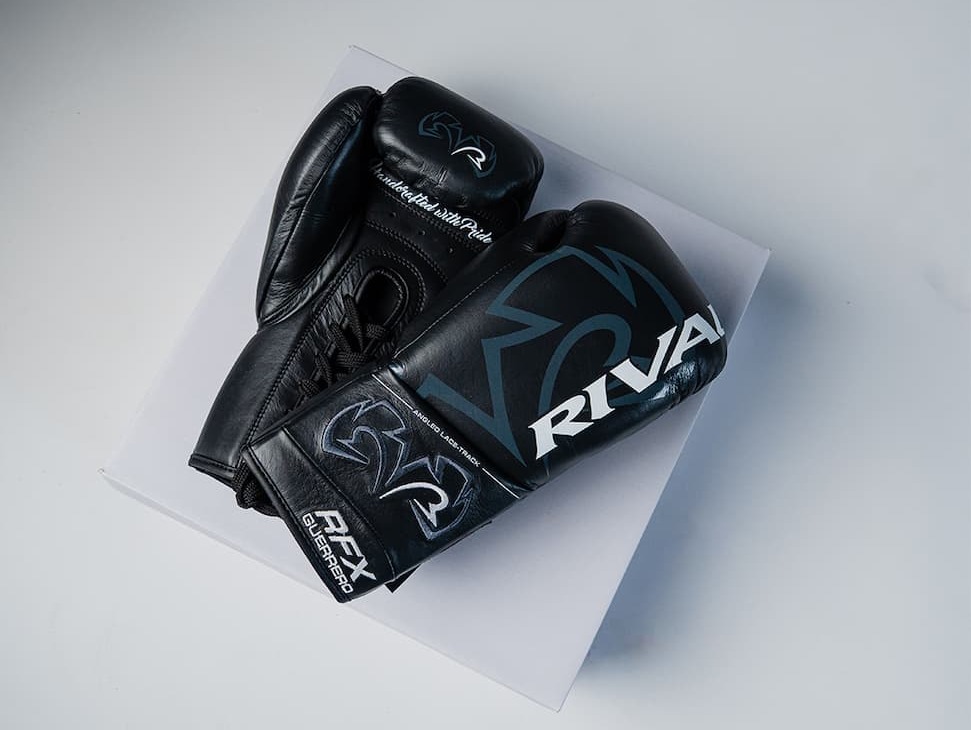 Sparring Gloves – Rival Boxing Gear Canada