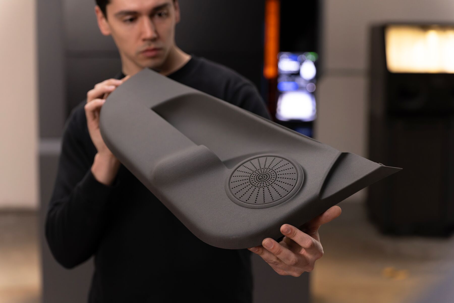 Build Big: 330 x 330 x 565 mm = 61.5 L build volume