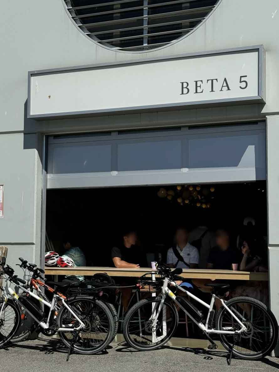 BETA5 storefront queue