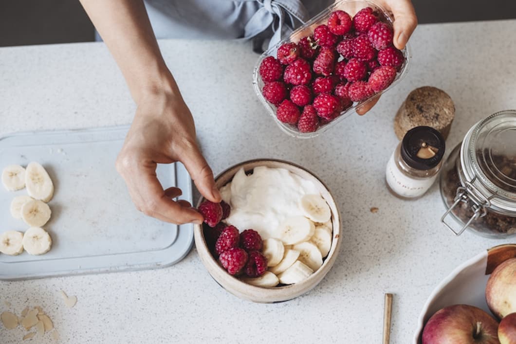 How to Build a Bloat-Free Morning Routine